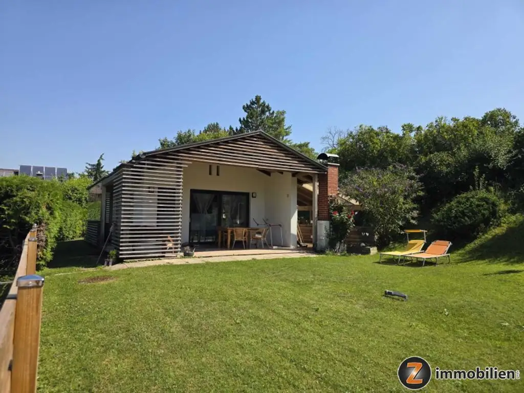 Kleines idyllisches Seehaus - erweiterbar!