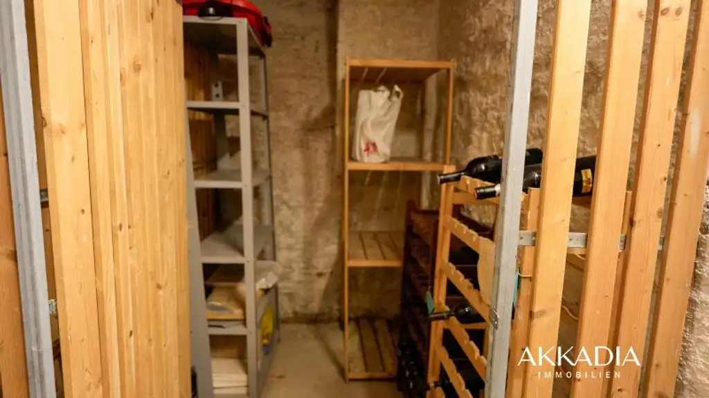 Maisonette-Wohnung mit Terrasse & Garten in zentraler Lage von Korneuburg – Wohnen im generalsanierten Backsteinbau