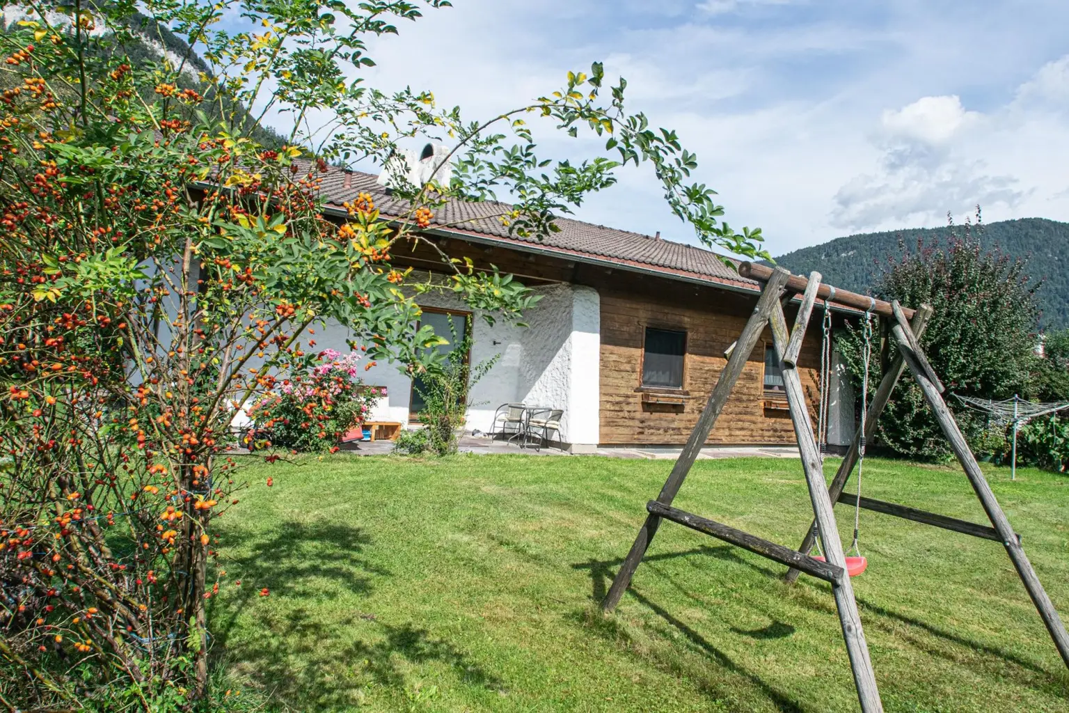 Baugrundstück mit Altbestand