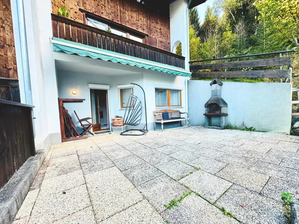 NEU! Natur. Ruhe. Lebensfreude. 4-Zimmer-Wohnung – möbliert, familienfreundlich & mit Bergblick