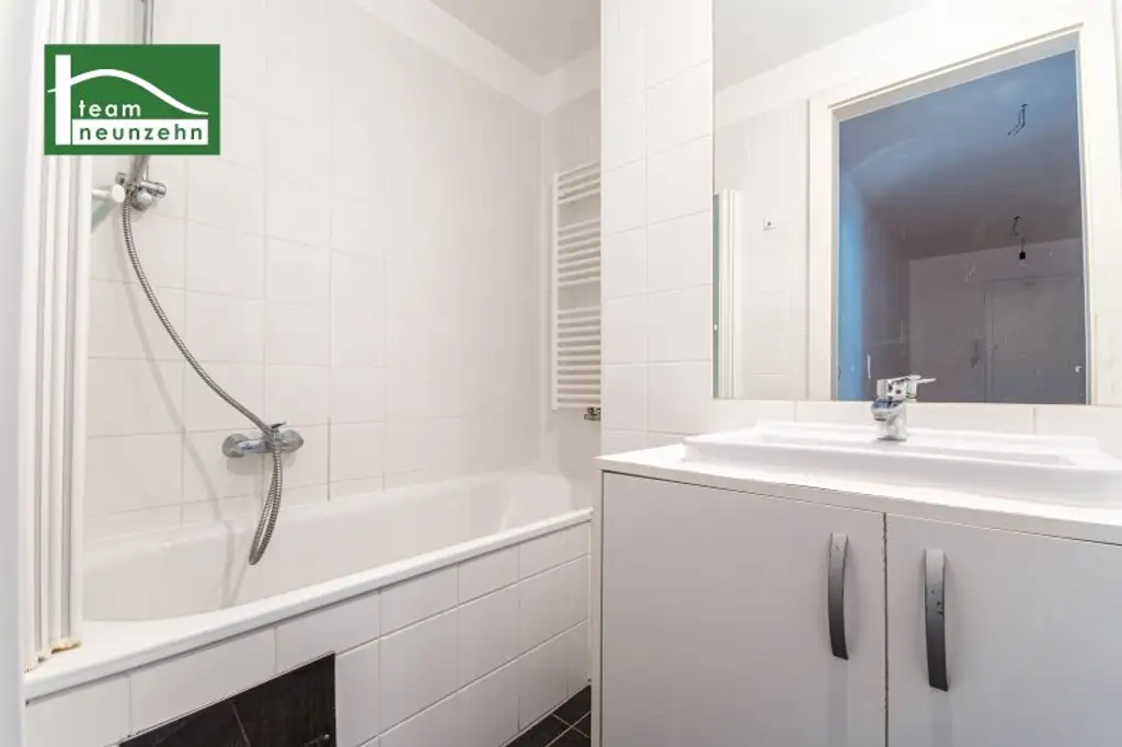 Attraktive 2-Zimmer-Wohnung mit Loggia in Ruhelage – bezugsbereit ab sofort ! - JETZT ZUSCHLAGEN