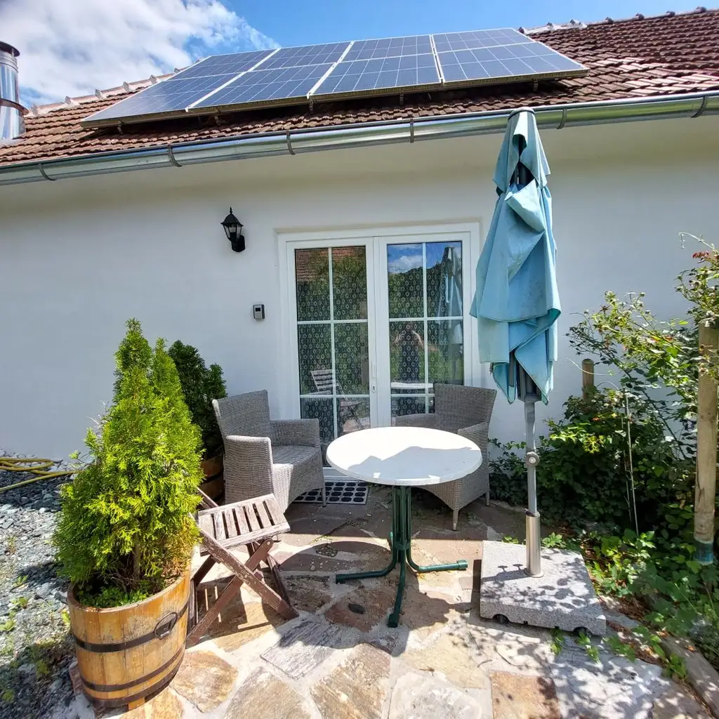Wunderschönes, liebevoll und stilvoll saniertes Bauernhaus mit zwei Ferienappartements