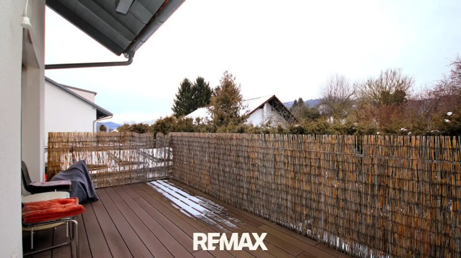 Großer uneinsehbarer Balkon