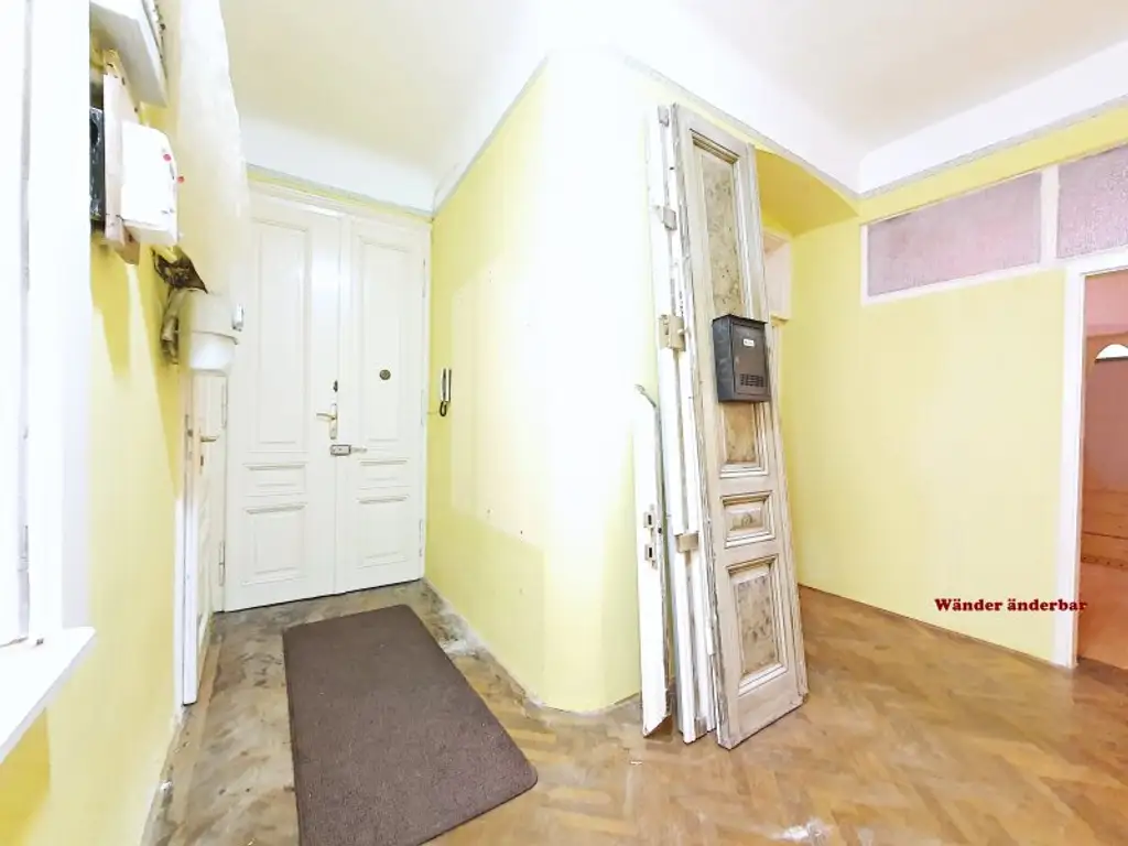 ++NEU++ Sanierungsbedürftige ALTBAU-CHARME & Top-Lage!  2,5-Zimmer-Perle perfekt als Anlage beim Ebner-Eschenbach-Park!