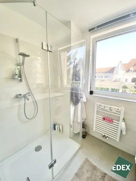 2-Zimmer-Wohnung mit zwei Balkonen in zentraler Ruhelage von Hietzing