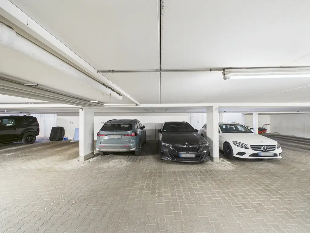 Garagenstellplatz 1
