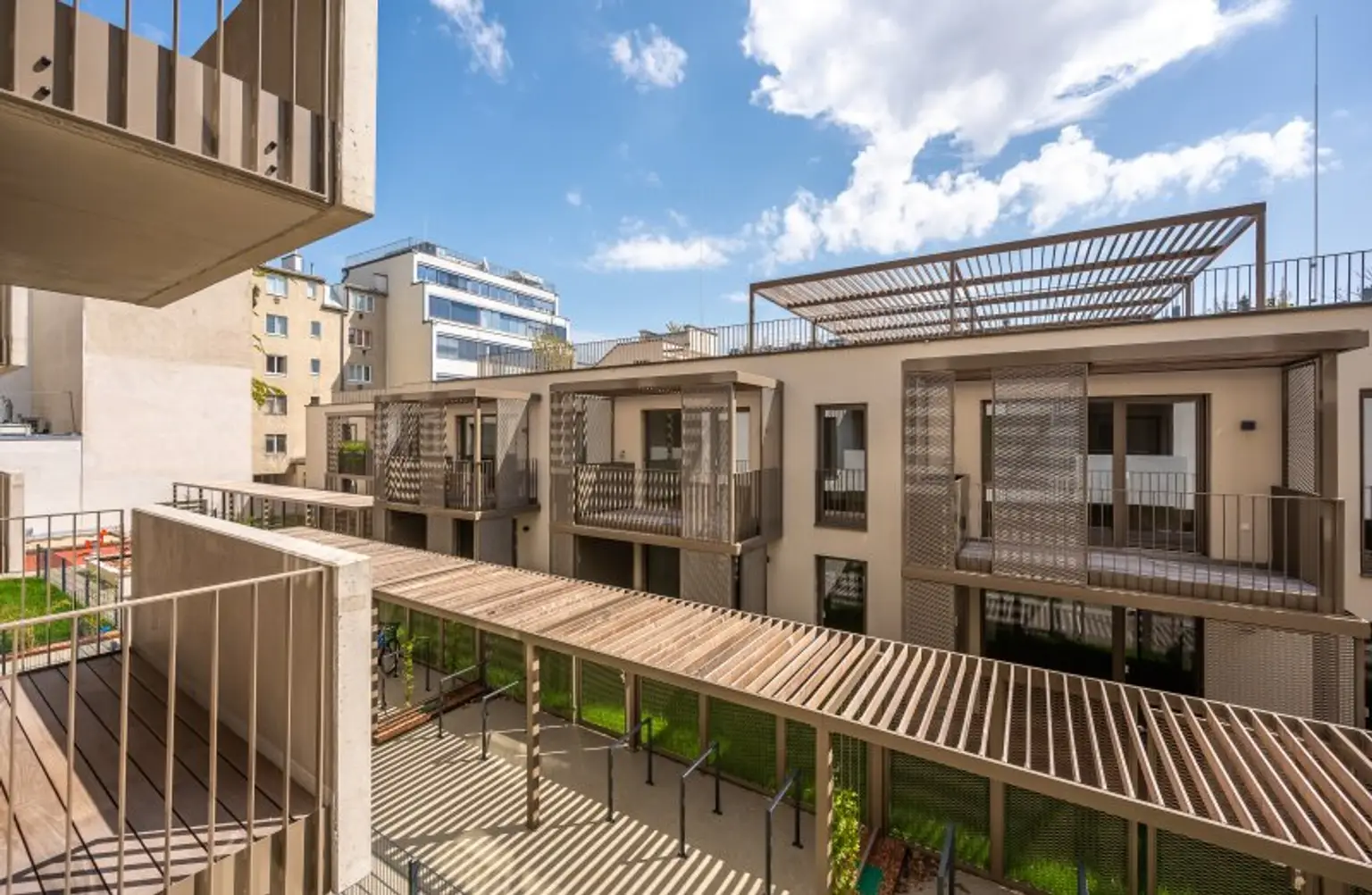 EDUART-Die Kunst des Wohnens: Hochwertiger 2-Zimmer ZWEITBEZUG mit ca. 6m² Balkon/Loggia! (6/7)
