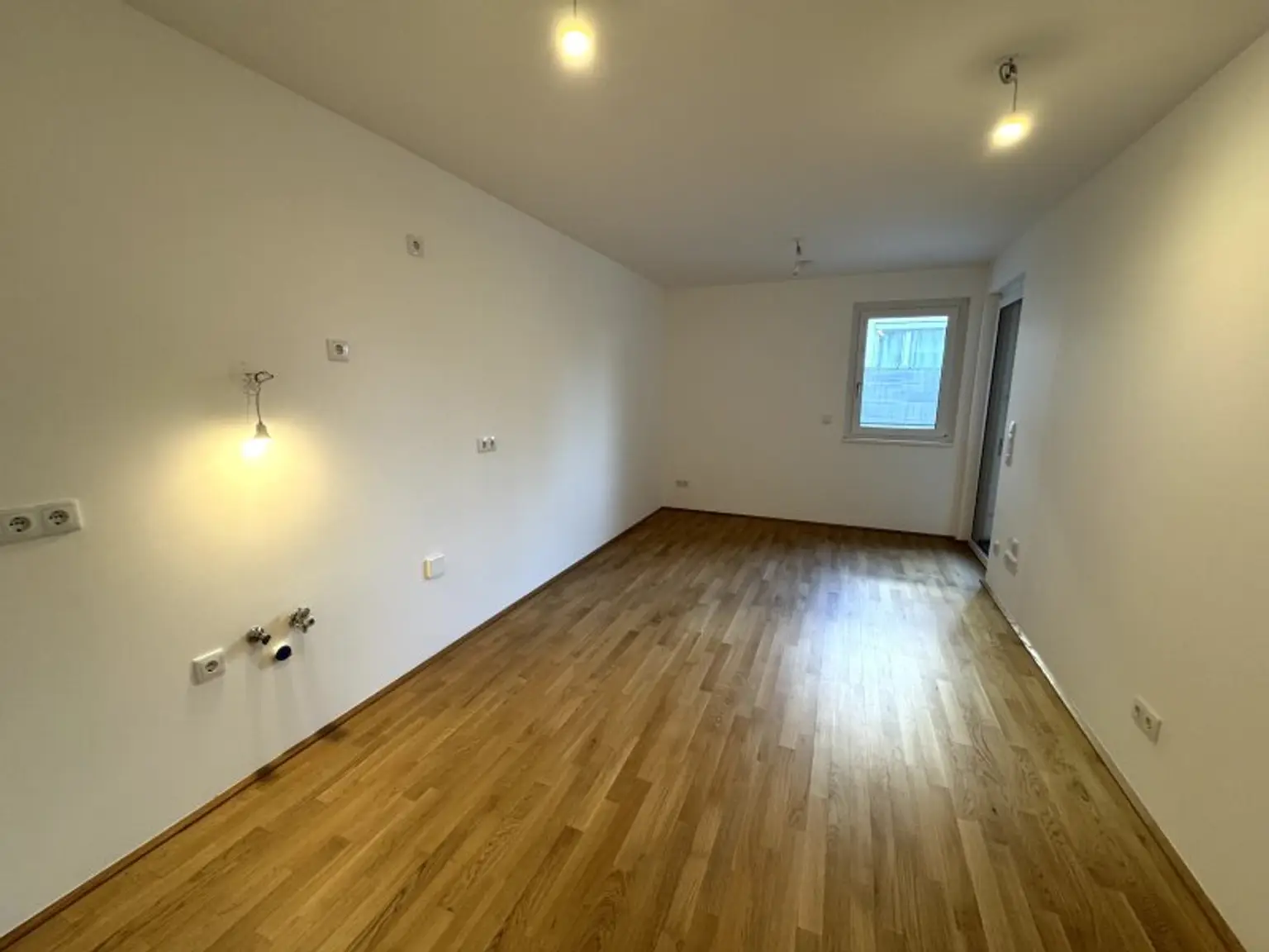 WOHNEN UND GENIESSEN IM SÜDWESTEN VON WIEN! PERFEKTE INFRASTRUKTUR – NÄHE SCHÖNBRUNN!