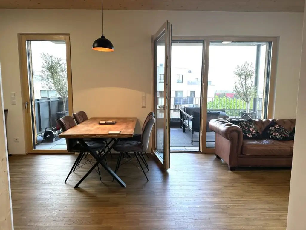 Wunderschöne & vollmöblierte 2-Zimmerwohnung in absoluter Ruhelage mit schönem Ausblick von großer Terrasse - en suite Badezimmer inklusive