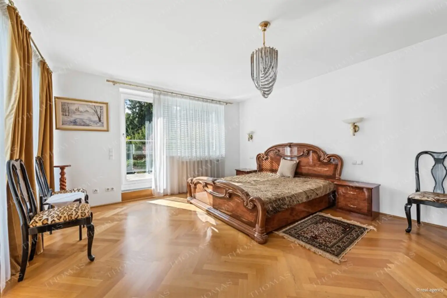 Exklusive Döblinger Villa mit Blick über Wien & die Neustifter Weinberge!