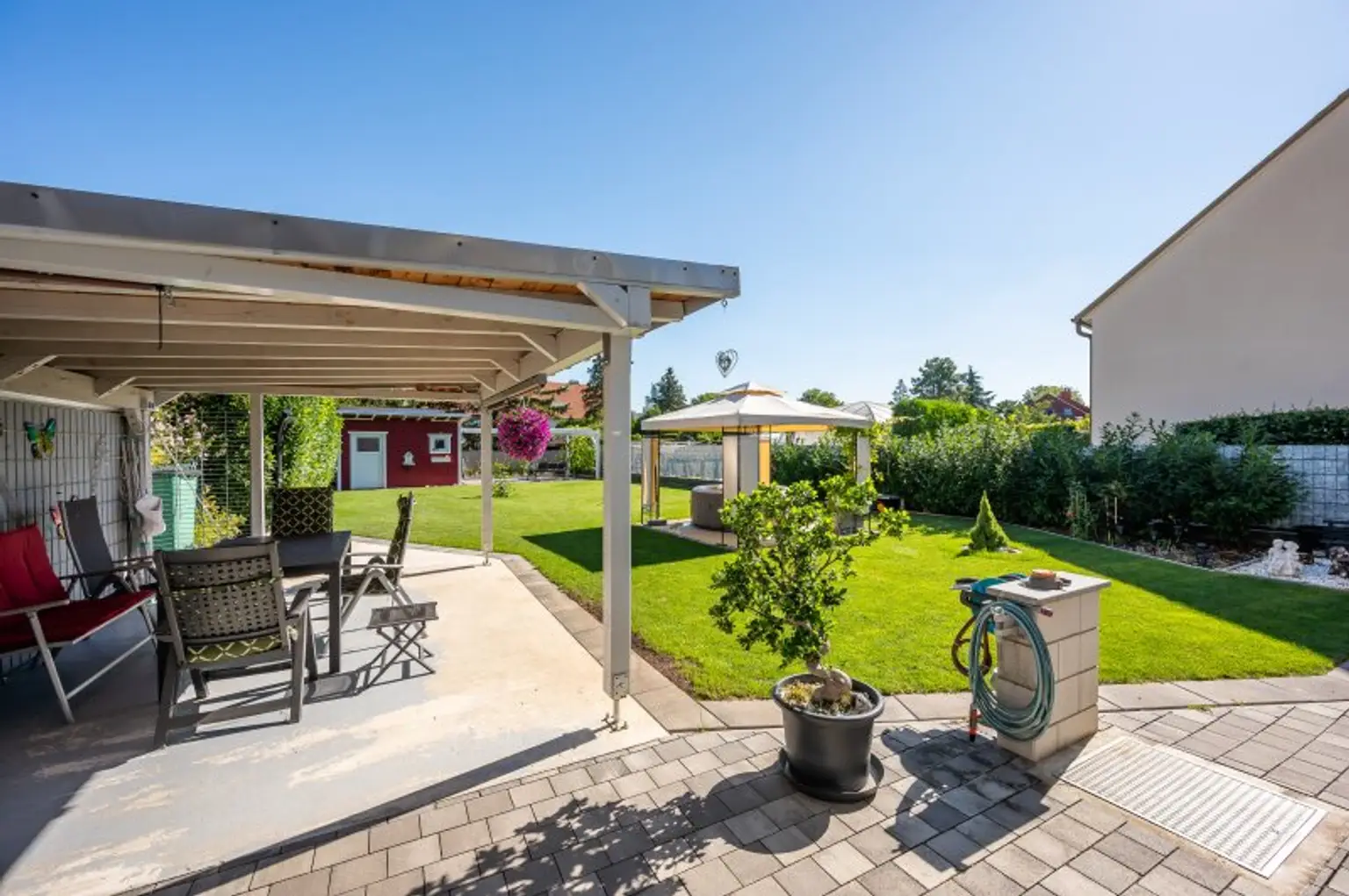 Top saniertes Haus mit großem Garten in Rannersdorf