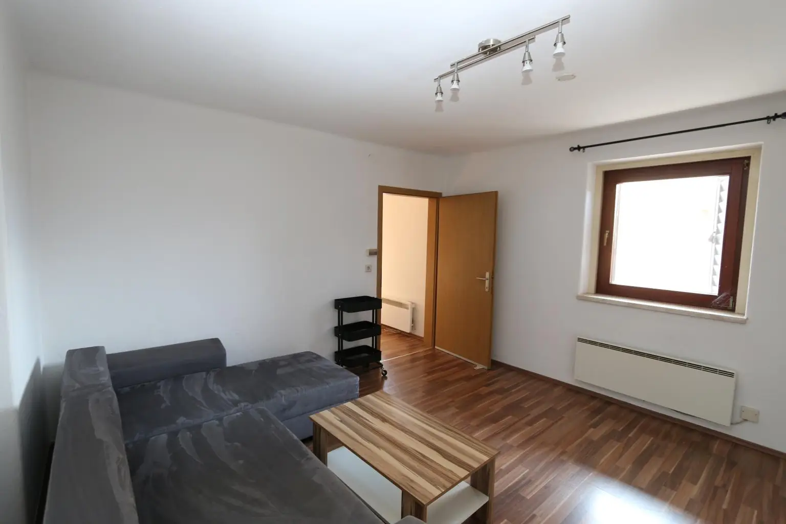 Garconniere, Schülerwohnung, Studentenwohnung