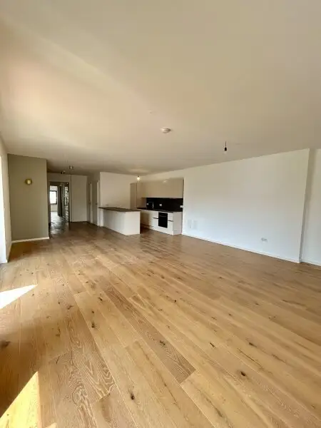 Exklusive Dachgeschosswohnung mit Grün-Blick in Top-Lage - Luxusausstattung