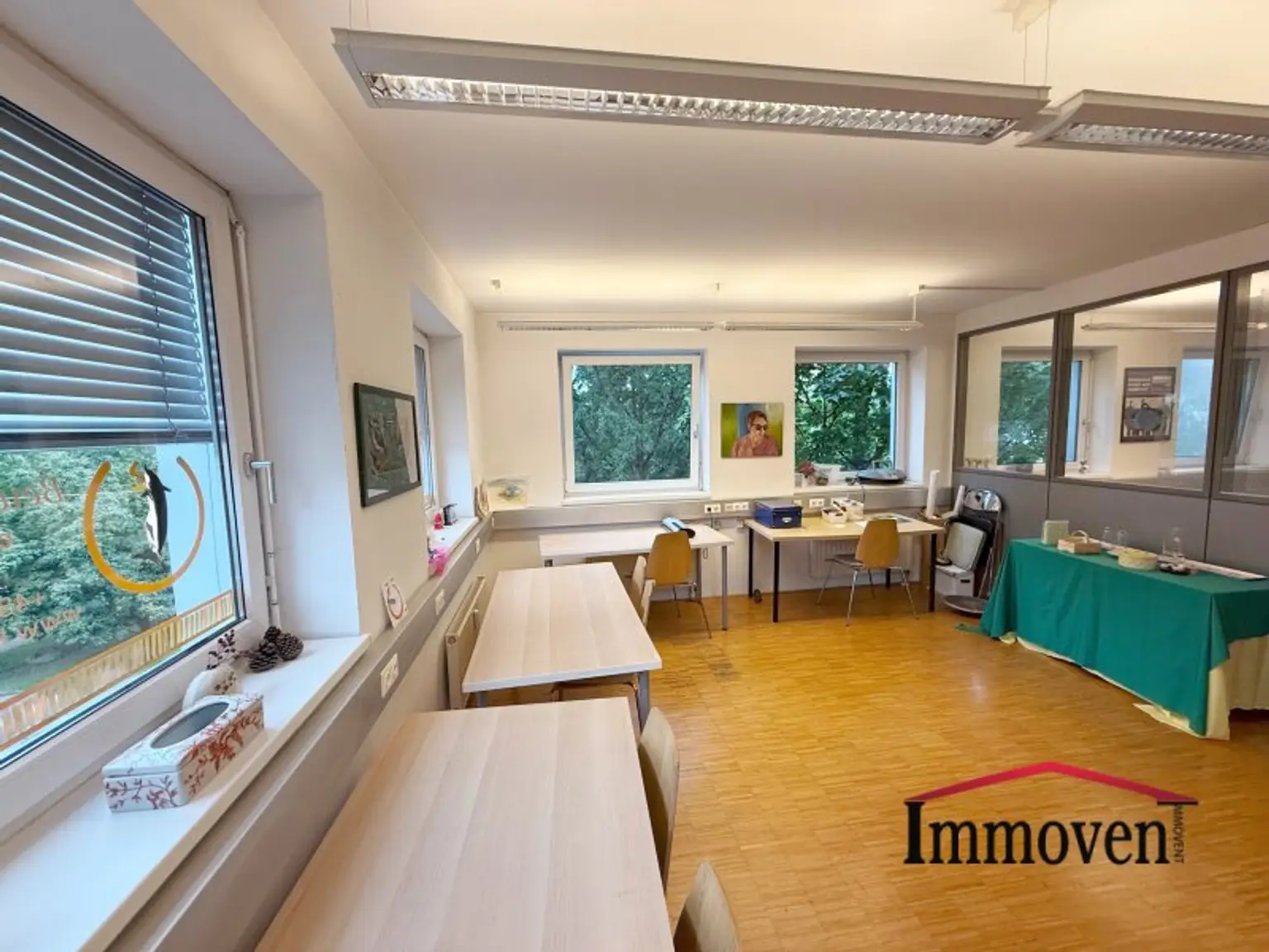 Gut geschnittenes Büro nahe dem Universitätszentrum