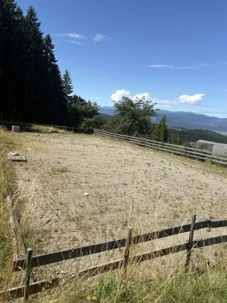 10 ha Pferde-/Bauernhof mit Panoramalage