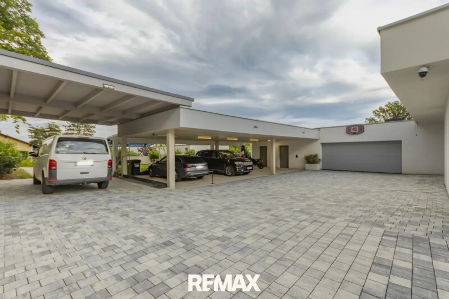 Carport - Garage
