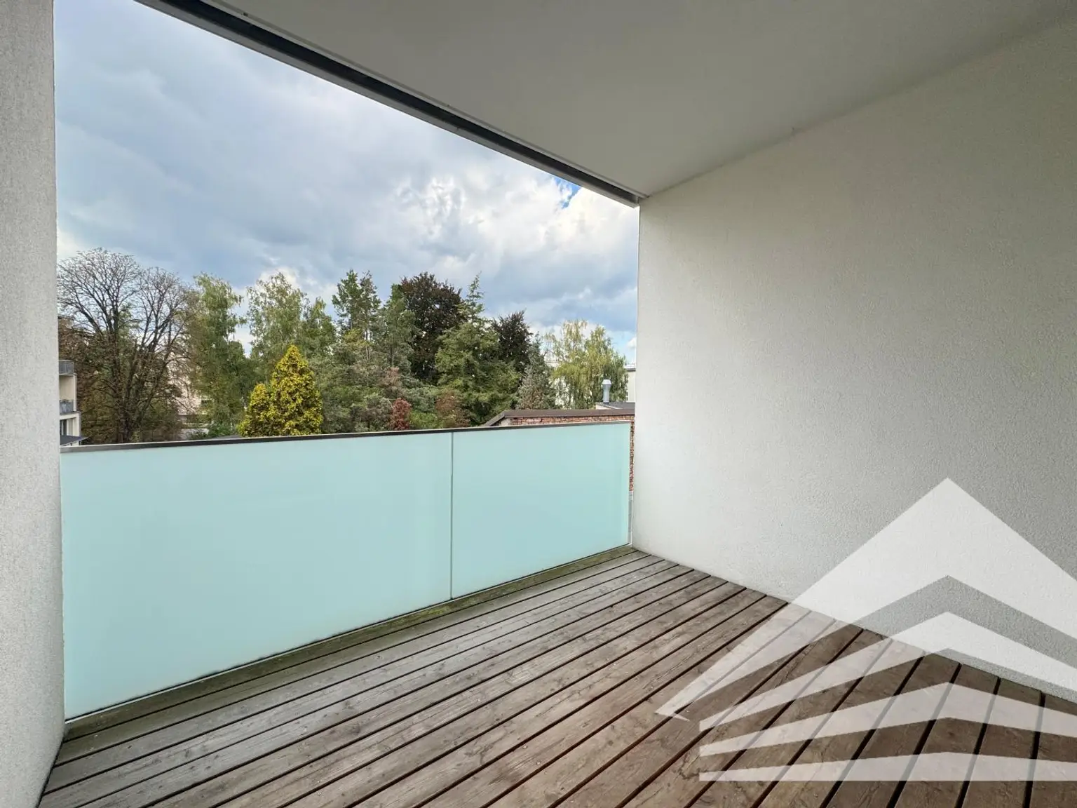 Moderne 2 Zimmerwohnung mit Küche und Loggia im Linzer Stockhofviertel
