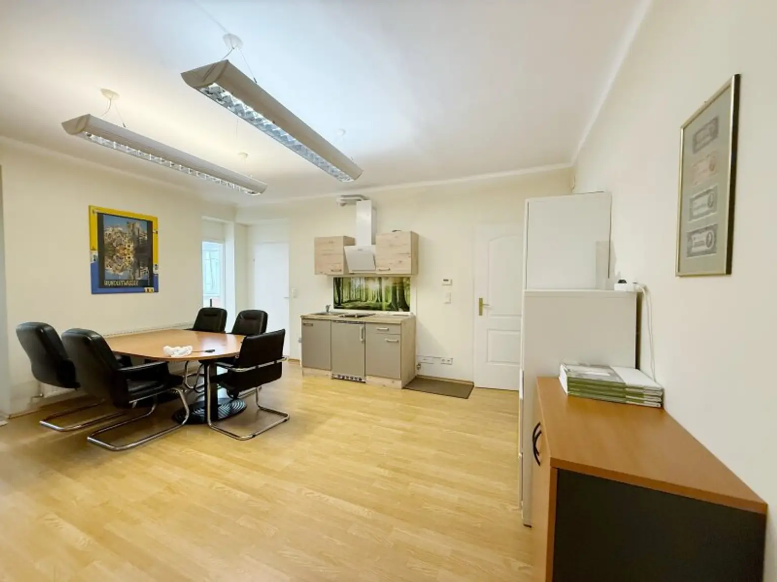 Helle, zentrale 3-Zimmer-Wohnung – teilmöbliert & WG-tauglich