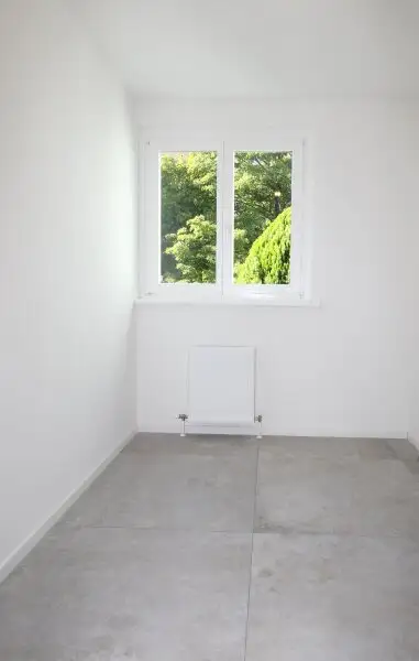 ERSTBEZUG NACH KOMPLETTRENOVIERUNG, GRÜNRUHELAGE, SCHÖNER AUSBLICK AUF DEN BISAMBERG!!
