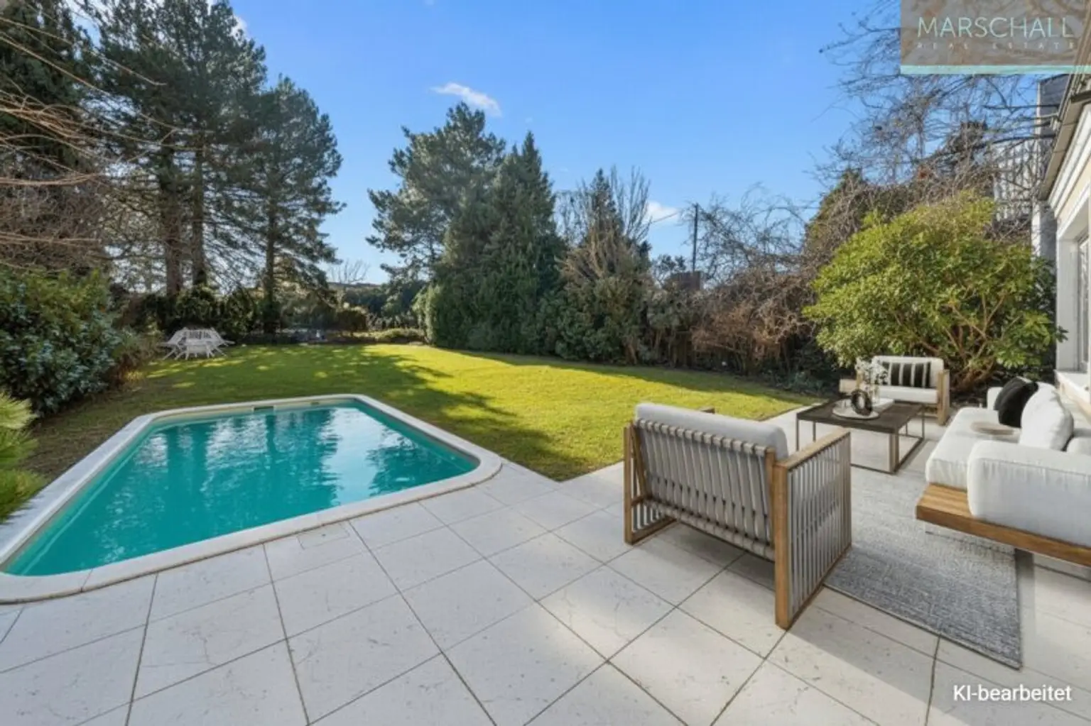 Elegante Villa mit Pool und Doppelgarage in Pötzleinsdorfer Aussichtslage!