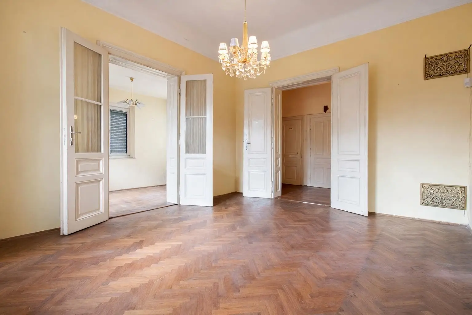 Bild 16, Hochparterre, Zimmer Iststand