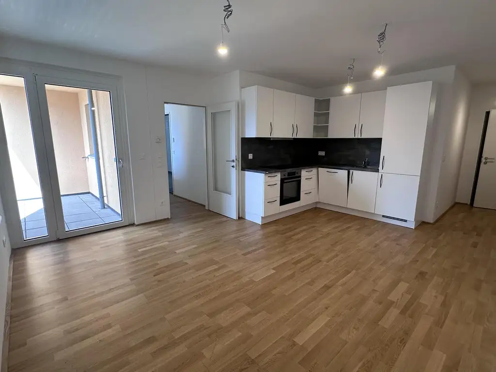 2 ZIMMER MIETWOHNUNGEN MIT LOGGIA BEIM CASINOPARK