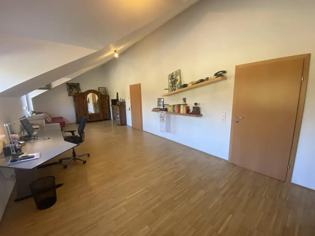 "Energieeffiziente Villa in schöner Lage"