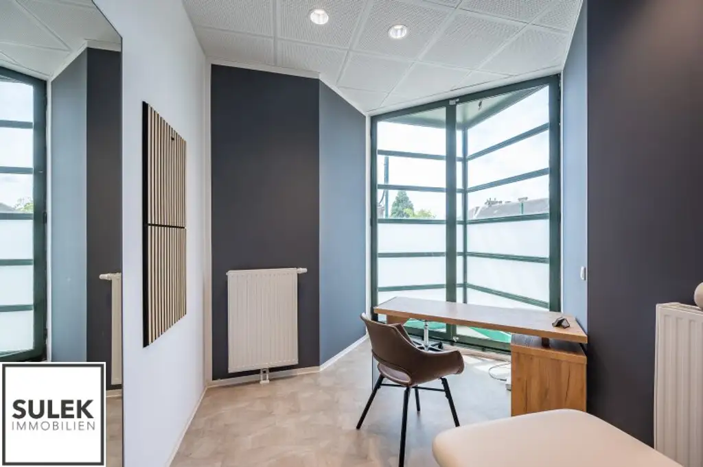 Ihr neuer Unternehmenssitz: Modernes Büro/ Praxisgebäude in Mödling mit Top-Anbindung