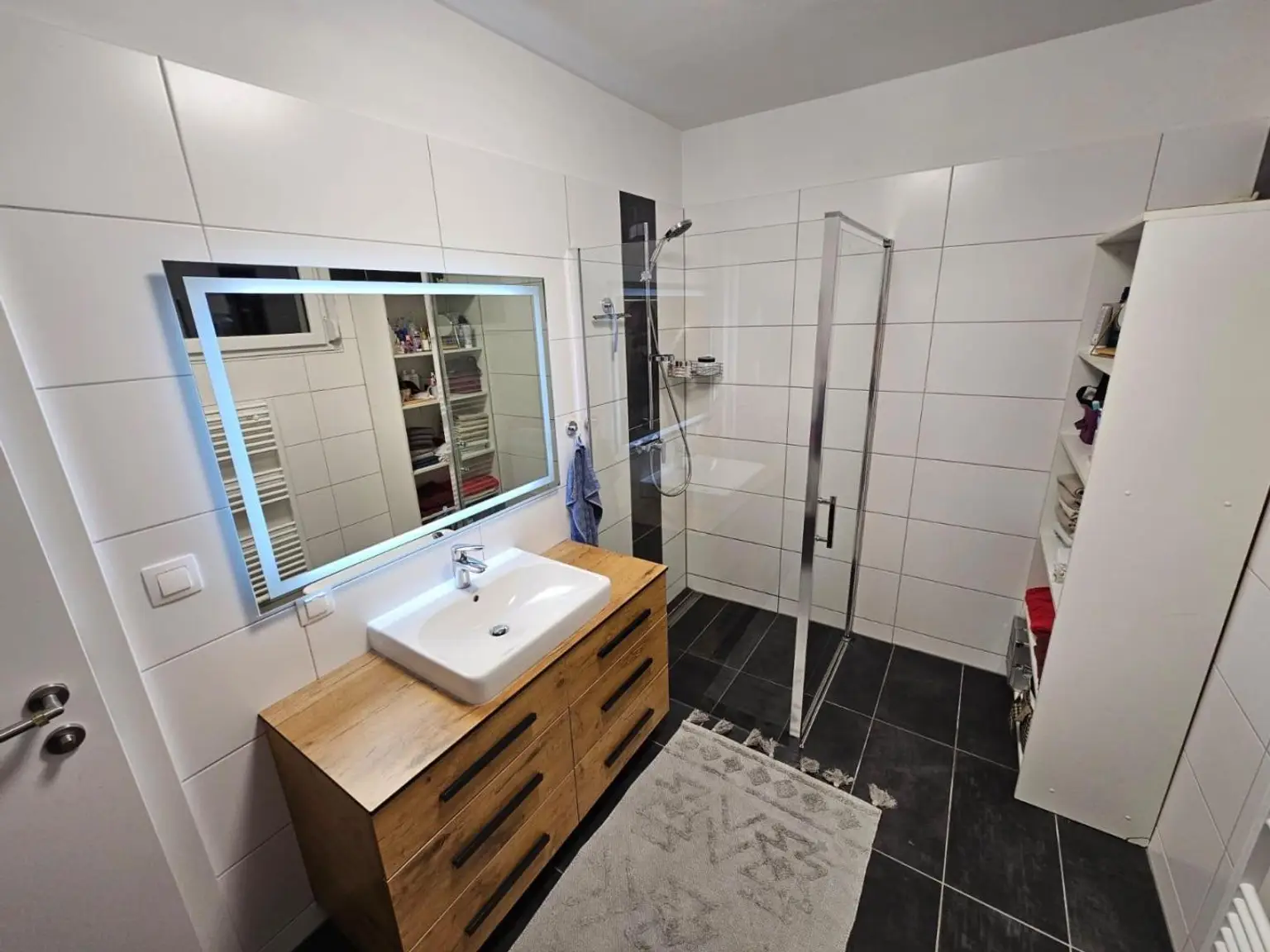 Badezimmer Ansicht 2