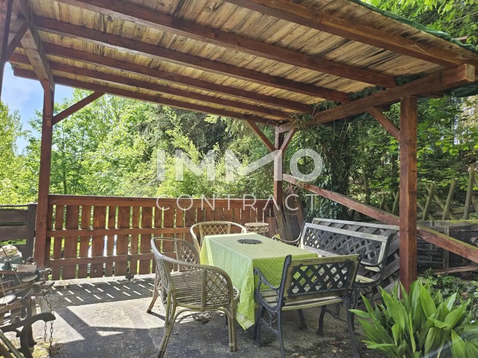 Überdachte Terrasse