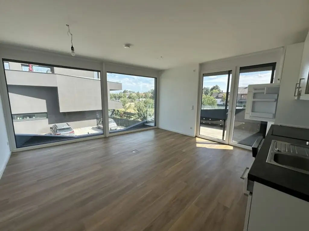 UNBEFRISTET: 2-Zimmer-DG inkl. großer Terrasse ab NOVEMBER!