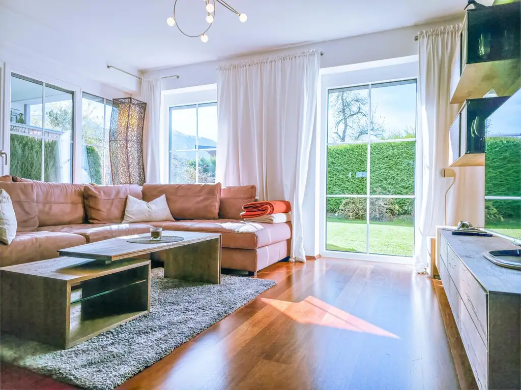 Sonnenplateau – 3-Zimmer-Terrassenwohnung mit Garten in traumhafter Ruhelage!