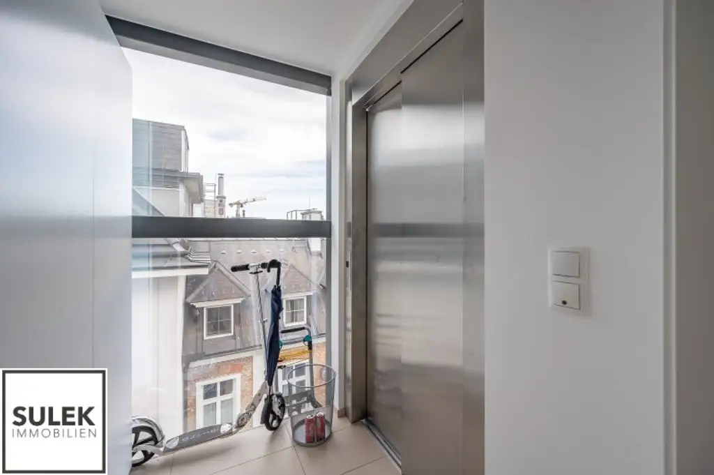 Ab Dezember: zentral begehbare 3 Zimmer Dachgeschoss Wohnung mit südseitigem Balkon im Herzen Döblings!