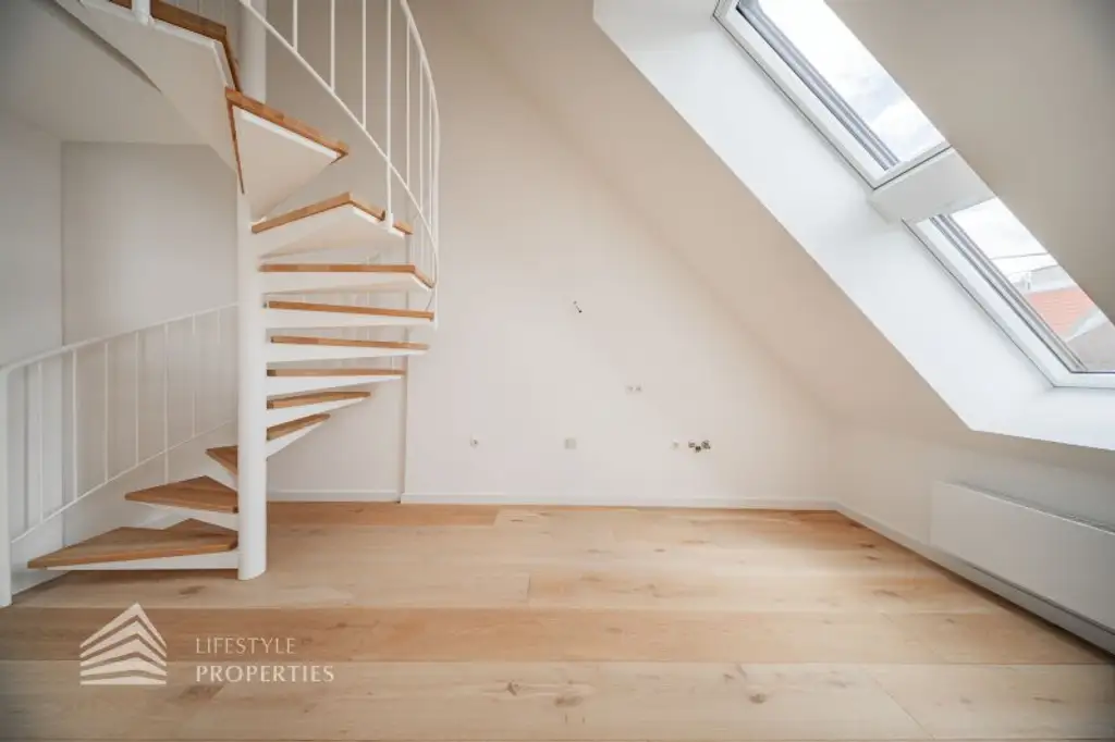 Helle 2-Zimmer-Maisonettewohnung, Nähe Wiedner Hauptstraße