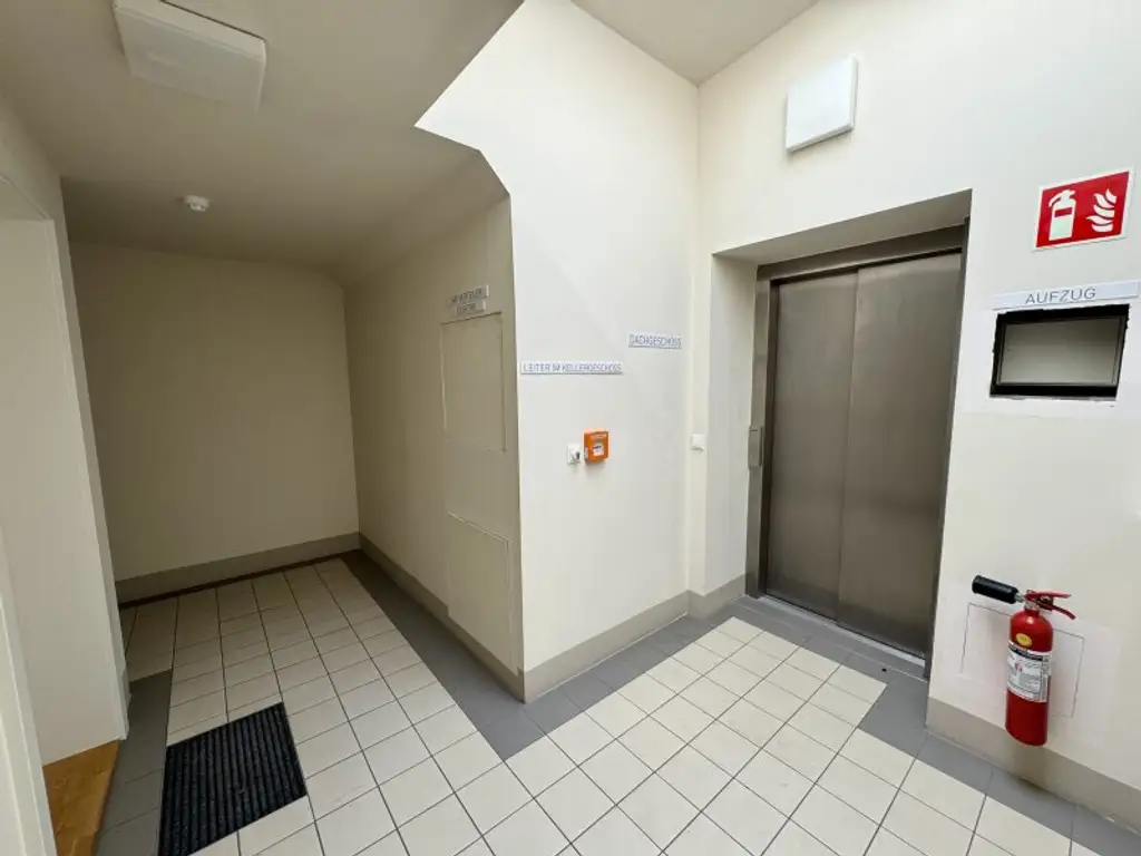 NEU! Wunderschöne Dachgeschoßwohnung mit 3 Zimmern plus großer Galerie!