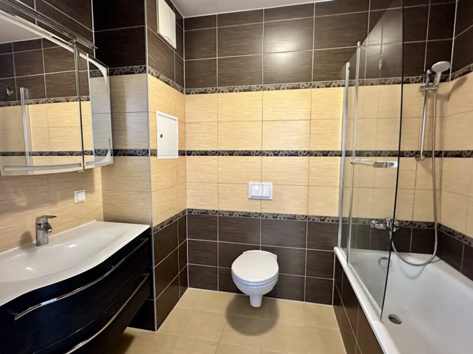 Badezimmer 1