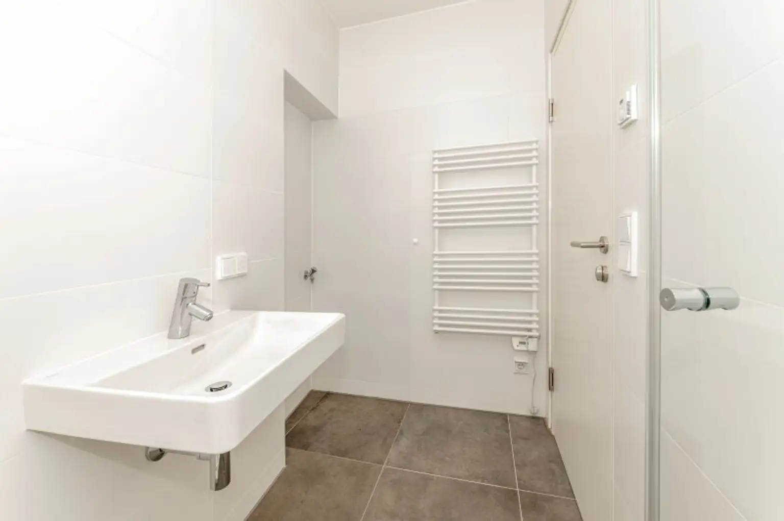 Nahe U3 Rochusgasse! 2-Zimmer-Maisonette mit exklusiver Dachterrasse zu vermieten!
