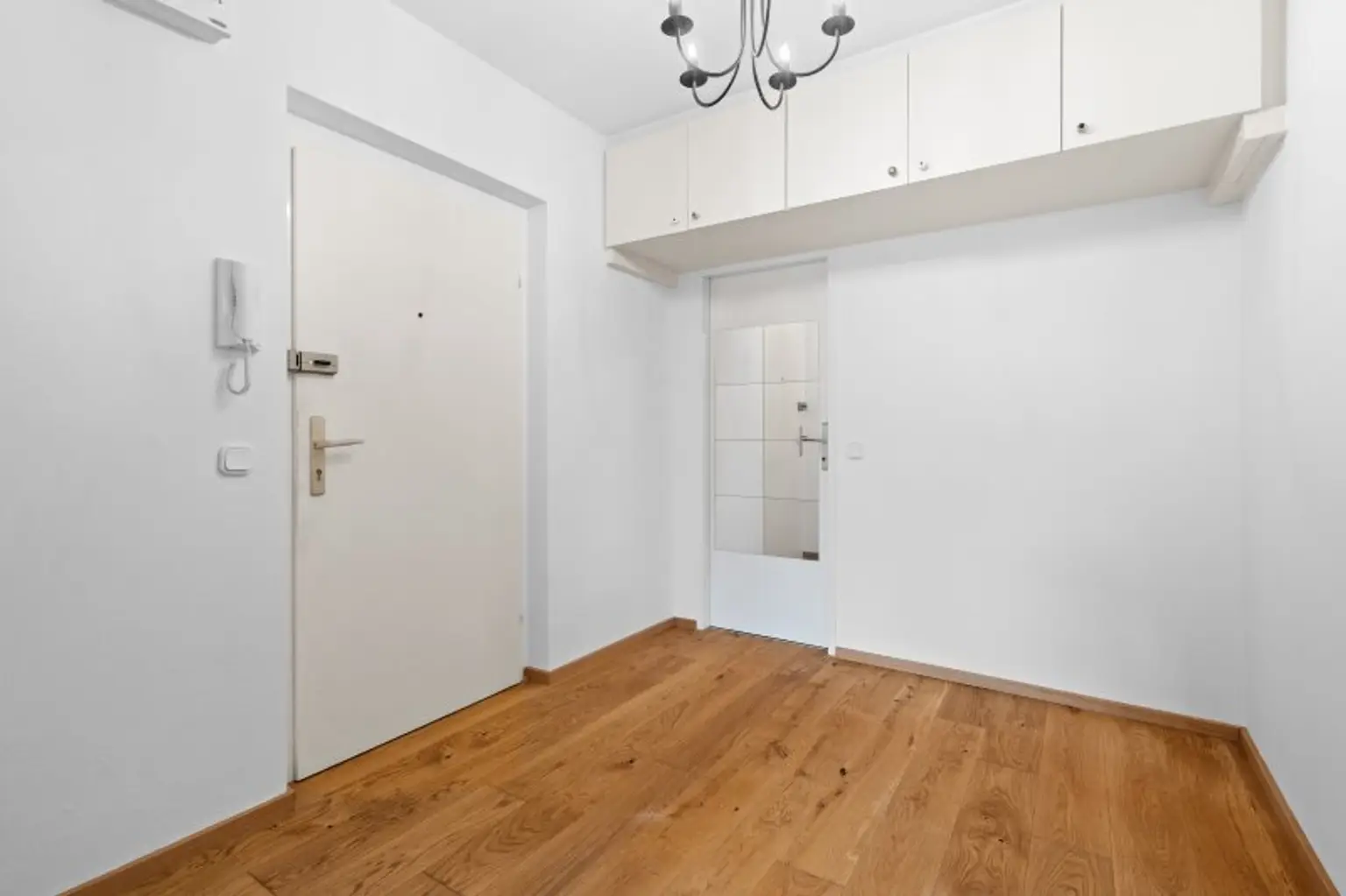 Helle, ruhige 2-Zimmer-Wohnung mit Terrasse in 1160 Wien!