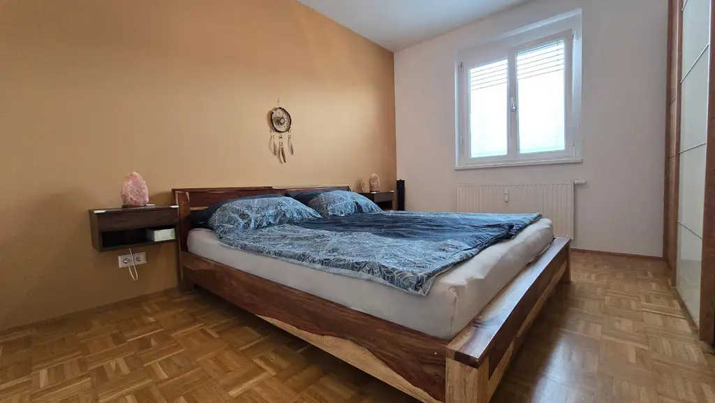 3-Zimmer-Wohnung im 2ten Stock mit sonniger Loggia & Tiefgarage in Toplage von Kaindorf an der Sulm