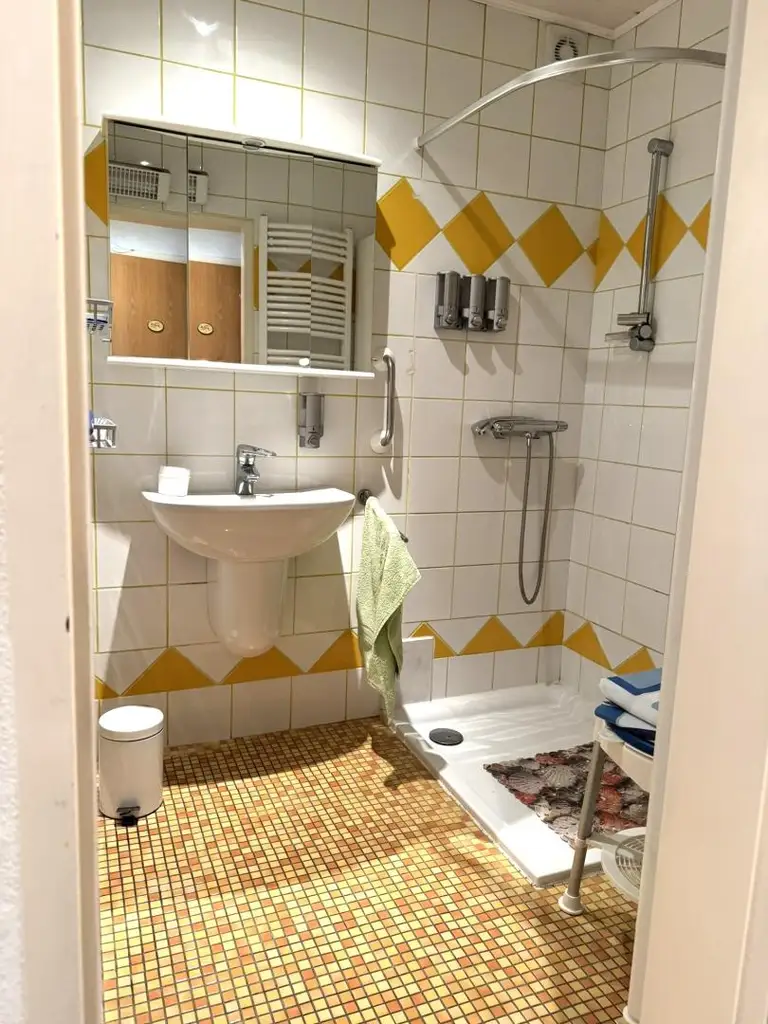 Bungalow mit 2 Wohneinheiten