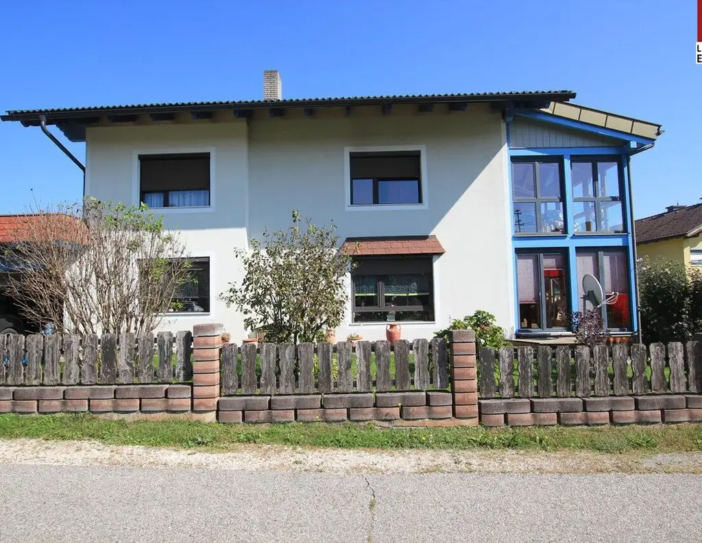 2-Familienhaus in Klagenfurt Land mit Wintergarten & Pool