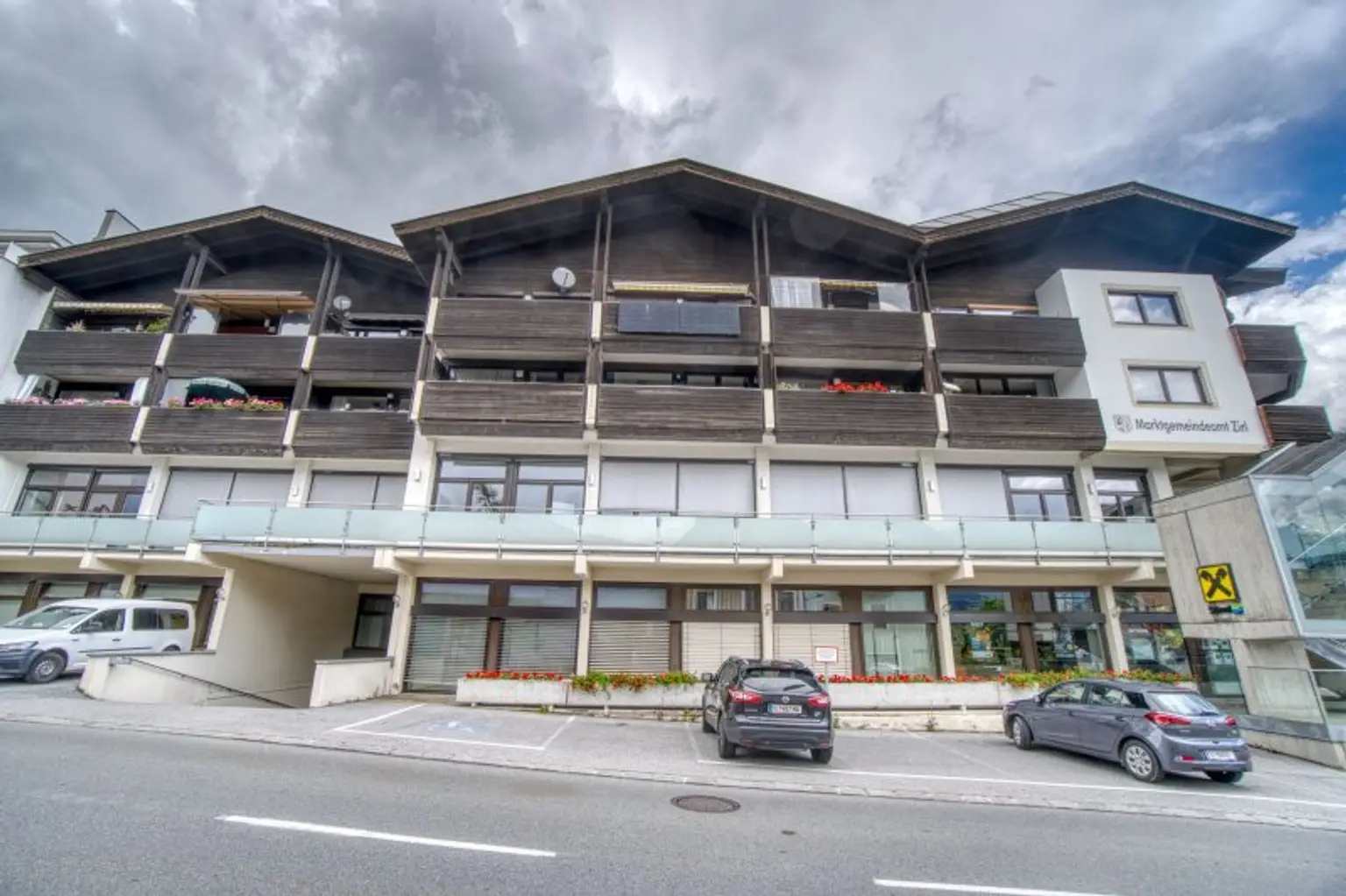 Attraktive 2-Zimmer-Wohnung mit Südbalkon und Tiefgarage