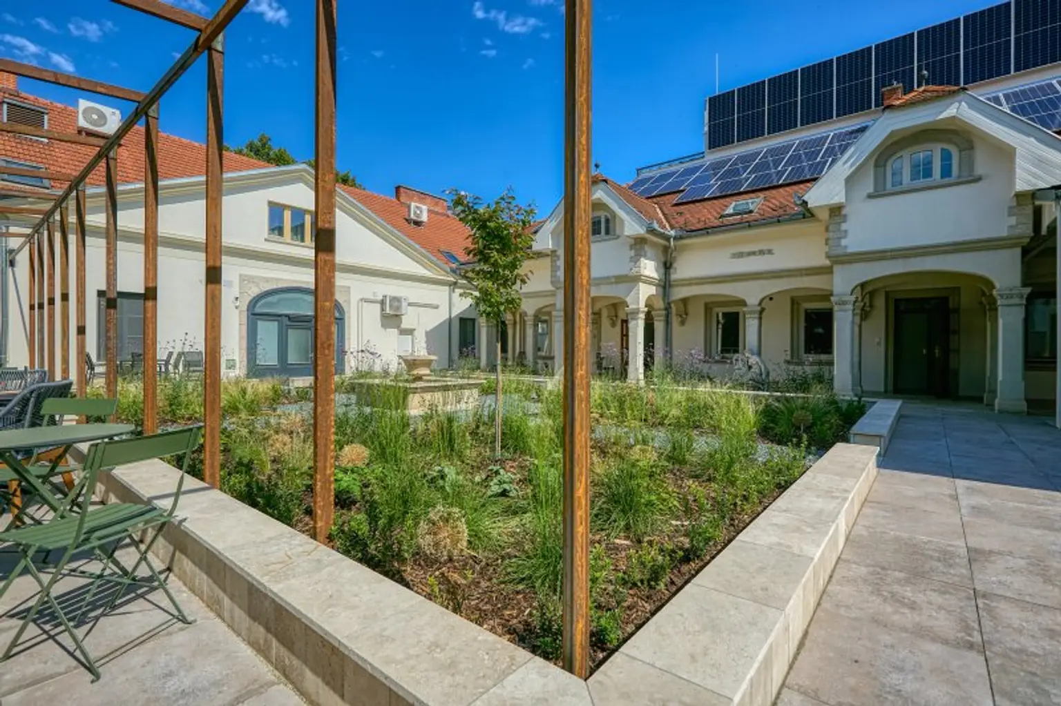 +++ Historischer Immobilienkomplex im Herzen von Sopron mit vielseitigem Entwicklungspotenzial +++