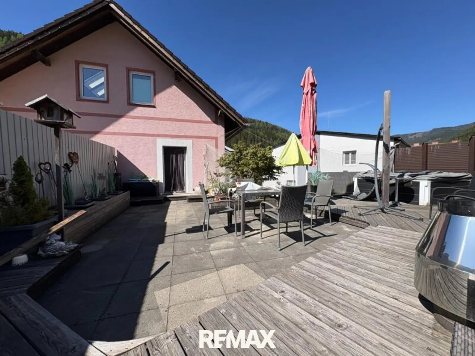1. Obergeschoss - Wohnung - Terrasse