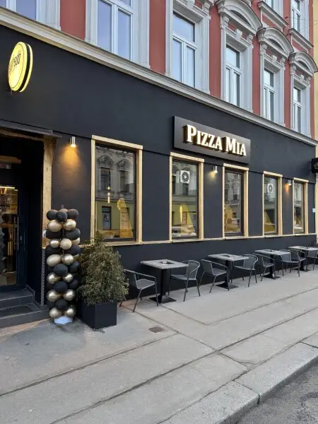 Anlagepaket mit 5 Geschäftslokale & 1 Wohnung – stabile Mieteinnahmen – attraktive Rendite 5,25%