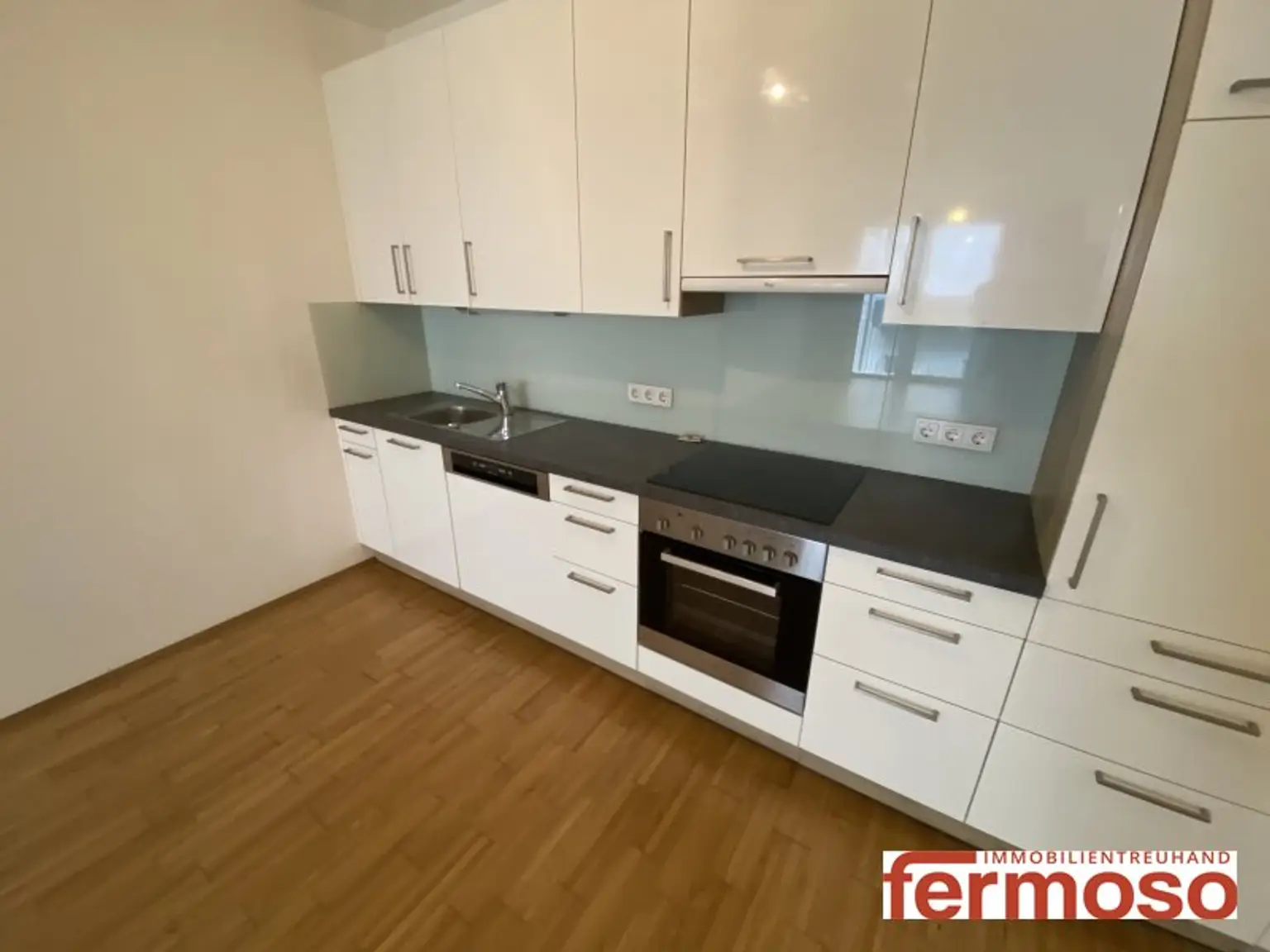 Moderne 2-Zimmer-Wohnung mit Balkon – Neubaugasse, Graz