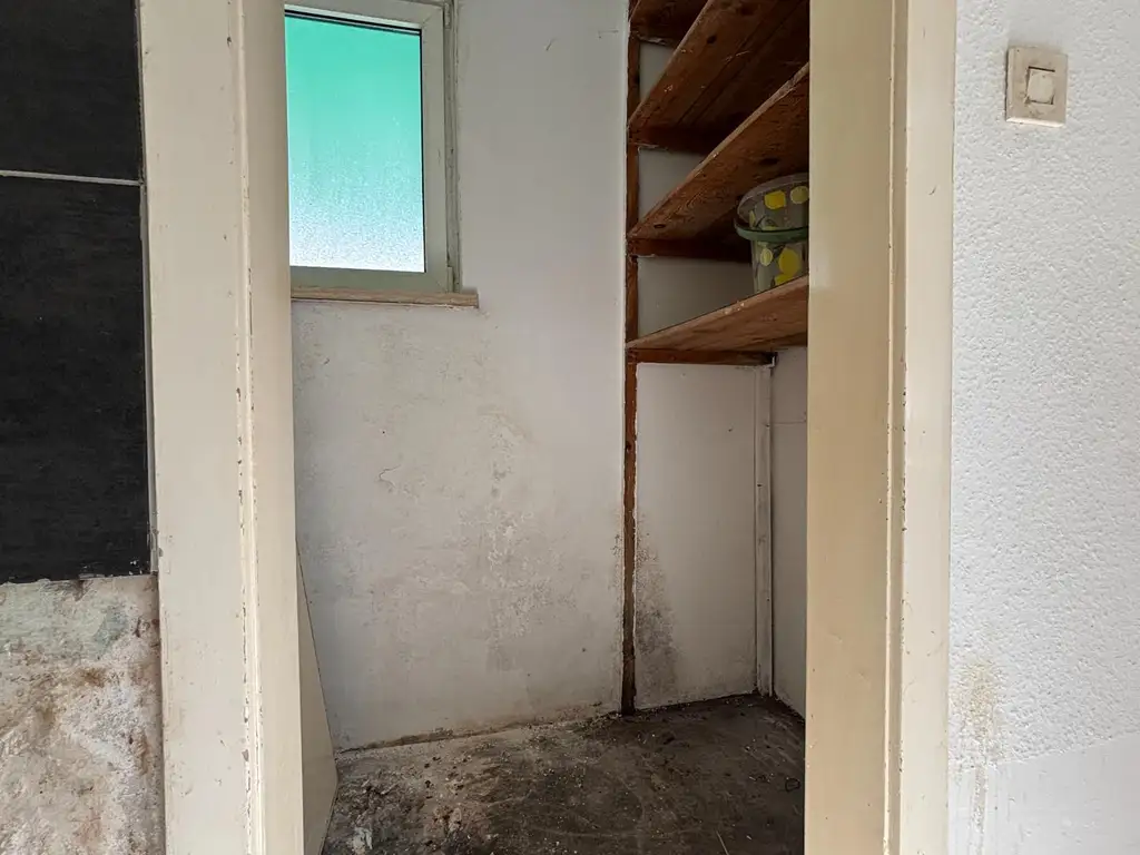 Attraktives Entwicklungsgrundstück mit Bestandshaus – Bauklasse II–III