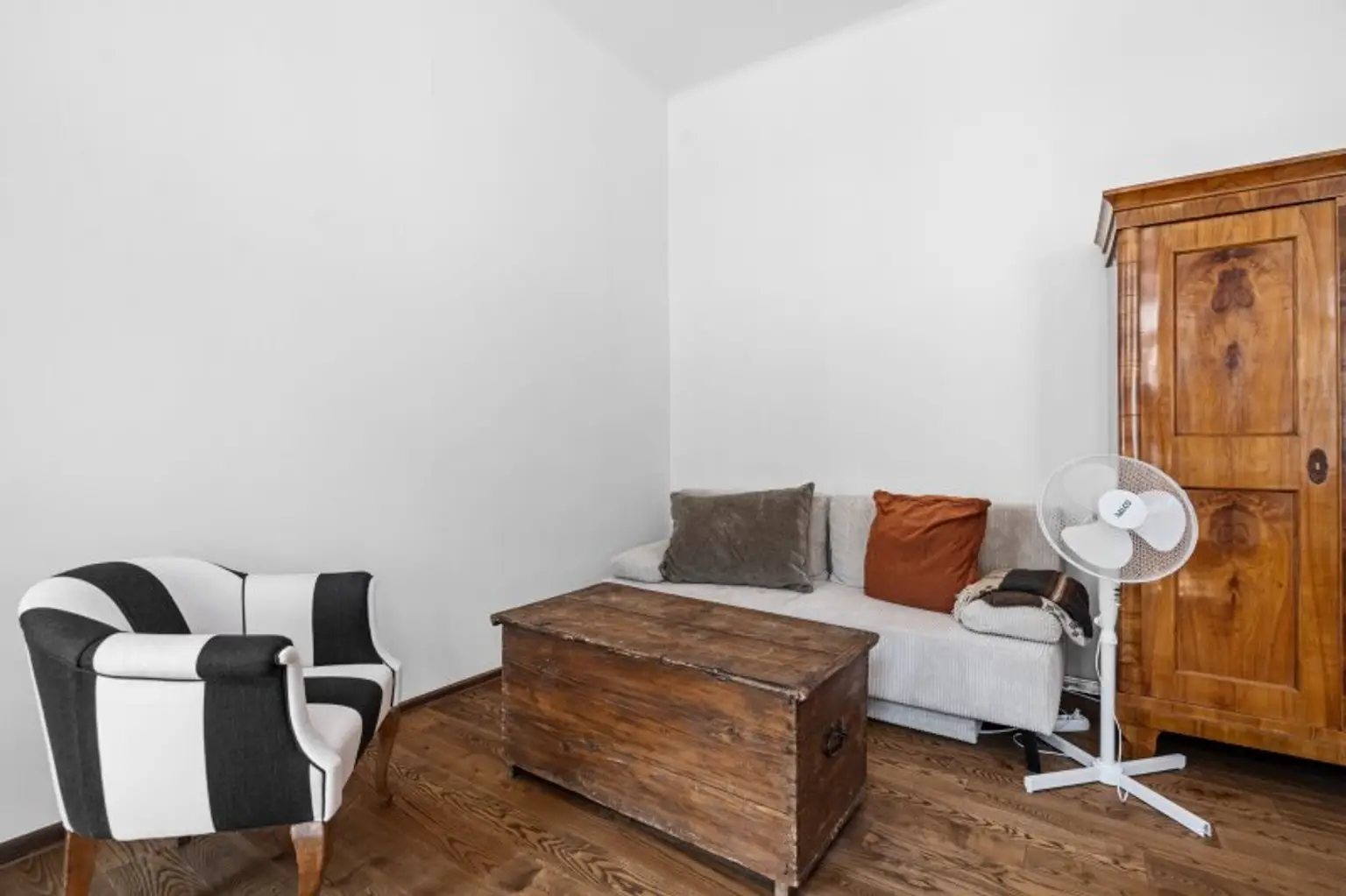 Süsse Single-Wohnung Nähe Kolonitzplatz