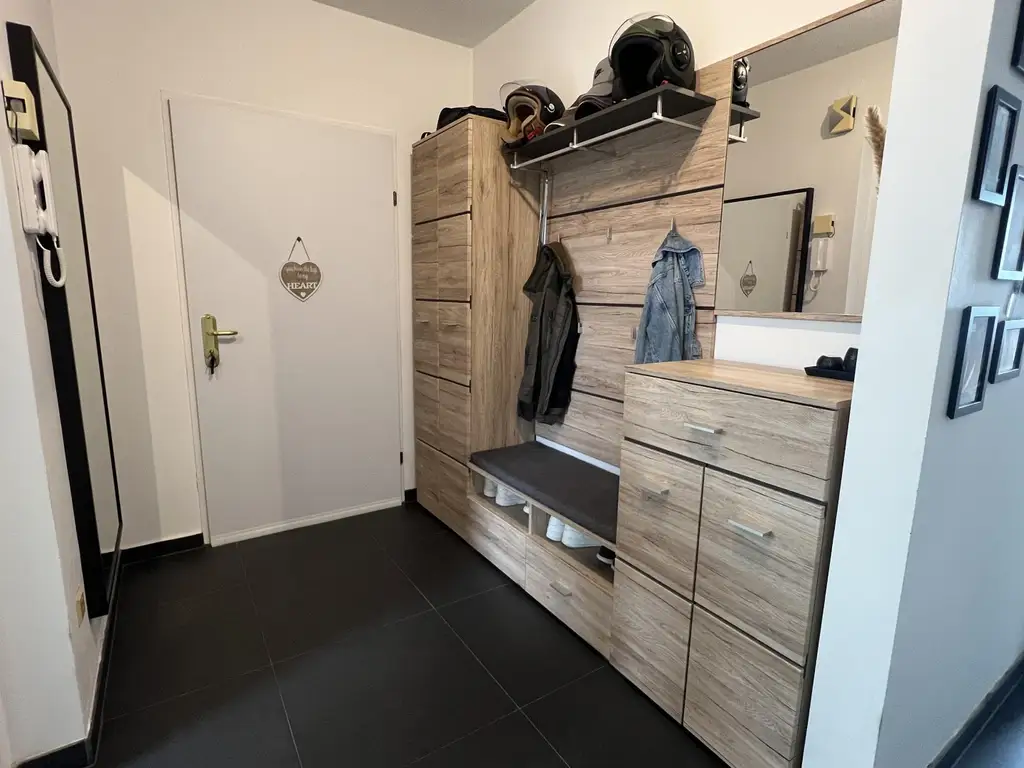 "Große Eigentumswohnung mit 2 Balkonen"