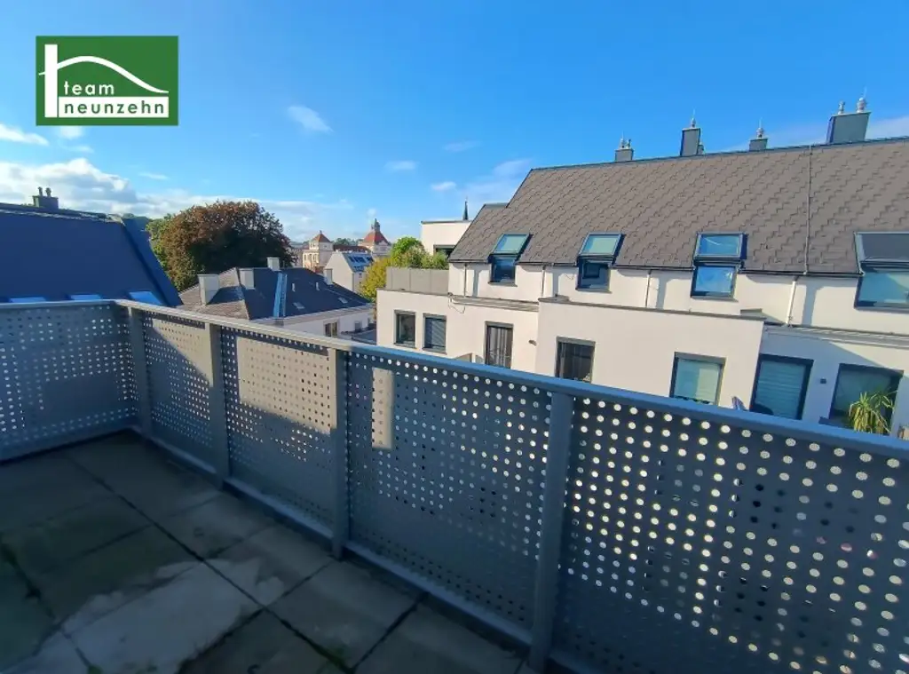 Dachgeschosswohnung mit hochwertiger Ausstattung - Karmeliterhof